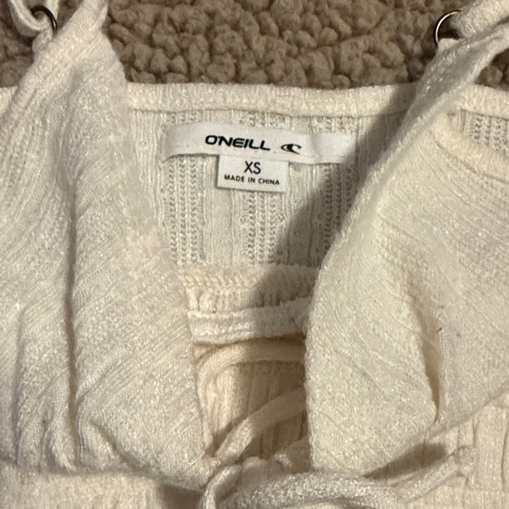 O'Neill Rust and Cream Ruched Crop Tops - Picture 2 of 4